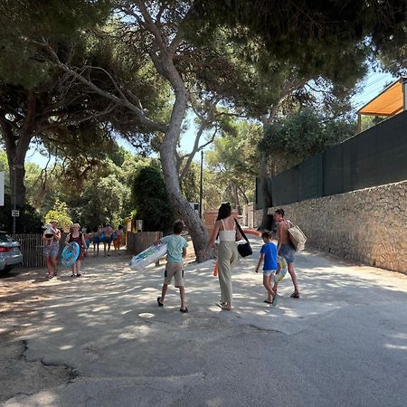 Camping Le Mediterranee อิแยร์ ภายนอก รูปภาพ