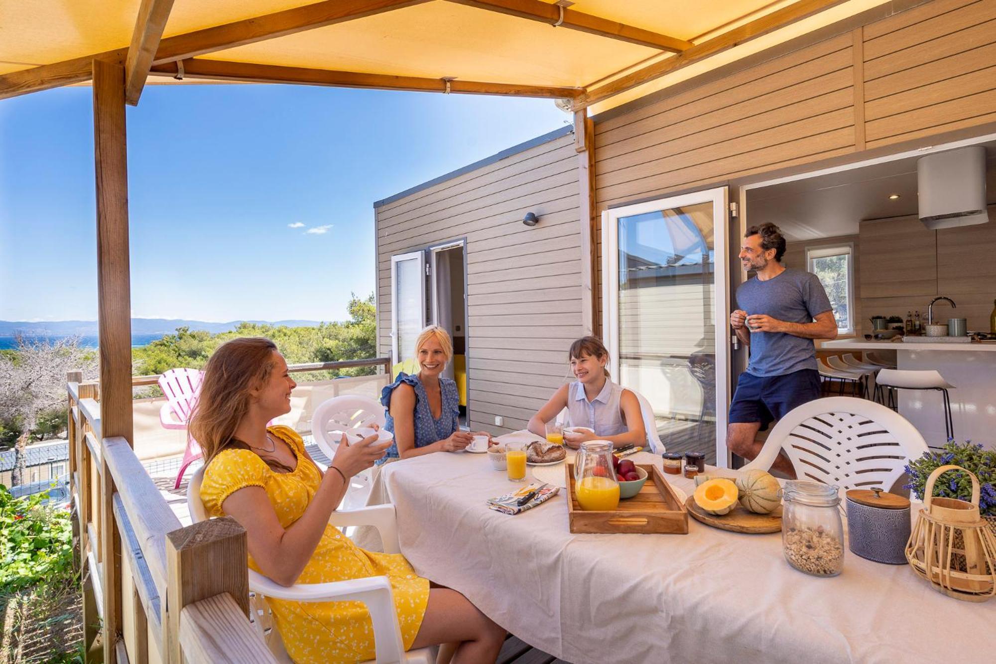 Camping Le Mediterranee อิแยร์ ภายนอก รูปภาพ