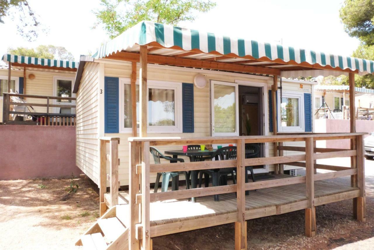 Camping Le Mediterranee อิแยร์ ห้อง รูปภาพ