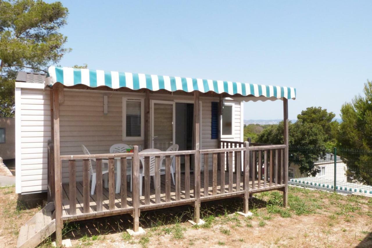 Camping Le Mediterranee อิแยร์ ห้อง รูปภาพ